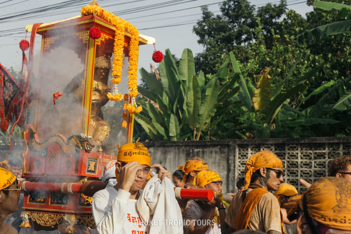 Vegetarian Festival in Phuket - Photo 6