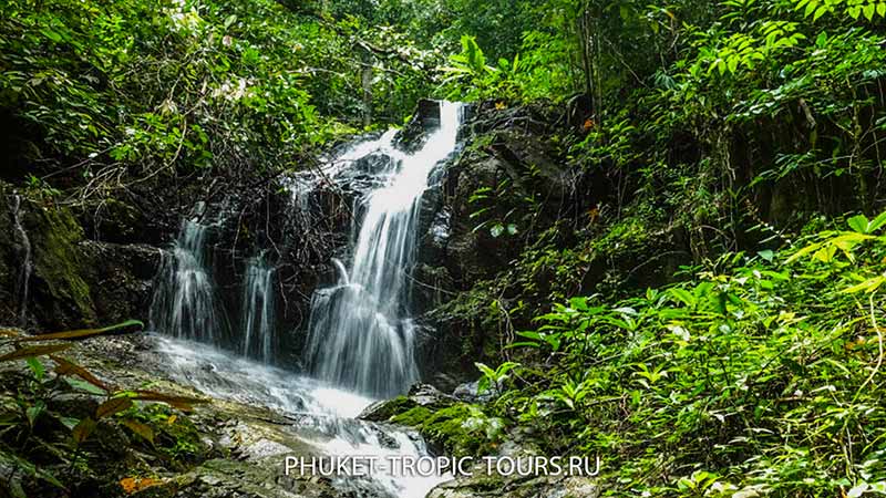 Tonsai Waterfall in Phuket