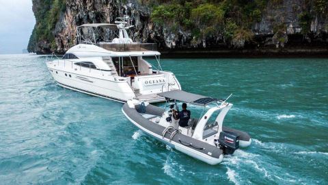 Rent a Motor Yacht Princess 65 - photo 2