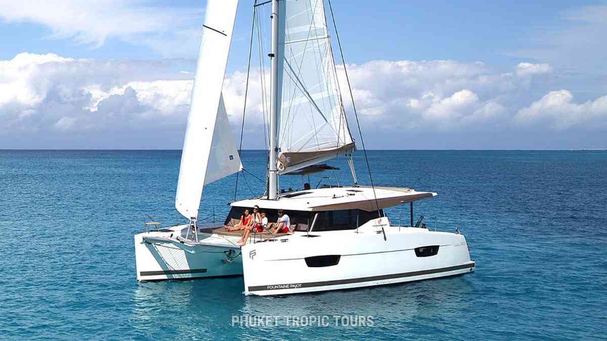 Leopard 40 Catamaran